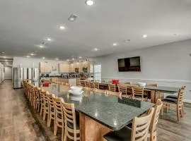207 by Together Resorts