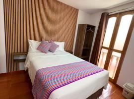 Golden Paris Hotel "Descuentos Junio", hotel poblíž Mezinárodní letiště Coronel FAP Alfredo Mendívil Duarte - AYP, Ayacucho