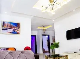 Luxurious & Affordable 3 Bedroom Shortlet Apartment