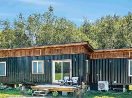 Modern Cabin in pristine nature, beach hotel in Rumney