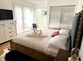 Top Floor Beach Retreat Tennis Courts Views 1812