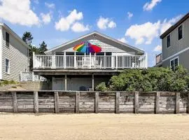 Twin Sails Cozy Atlantic Ave Retreat in Wells