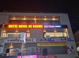 Hotel Royal, hotel v destinaci Dabhoda
