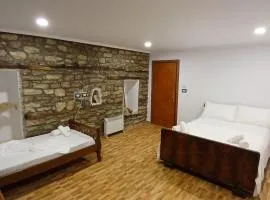 Beautiful room with private WC and shower in a guest house in city centre