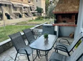 Kostakis House