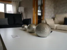 2 BDR House At Caledonia Luxe Stays Short Lets & Serviced Accommodation Glenrothes