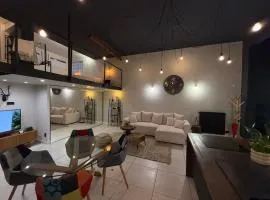 Loft au pied du château