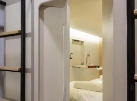 Jeru Caps CityCenter