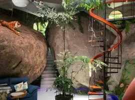 Rocka Verde Retreat 8th Wonder of the World