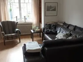 Stilvolles Altbauapartment in ruhiger Wohngegend