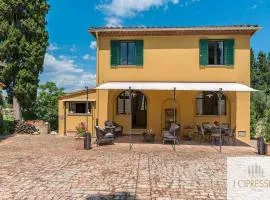 Villa Le Tortore privata lusso piscina relax Siena