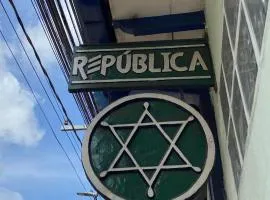República Mandala, quarto duplo 1