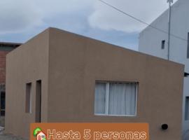 Hospedaje Calel, hotel i Gobernador Gregores