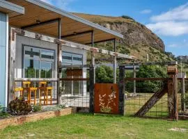 Aramoana Beach Escape