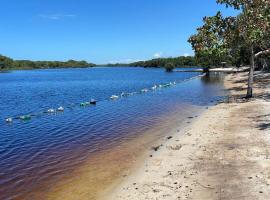 Porto de Banho Lagoa Guanandy Embarque e Desembarque de Jetski e Lancha，Itapemirim的豪華帳蓬