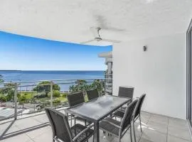 Ocean View 3-Bedroom Apartment on the Esplanade