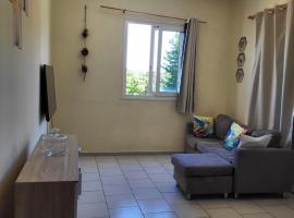 F2 Proches de toutes commodités, hotel i Ducos