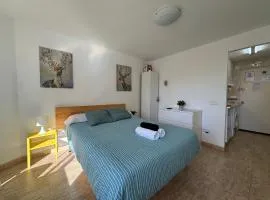 Cozy Studio Near The Beach