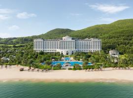 Nha Trang Marriott Resort & Spa, Hon Tre Island、ニャチャンのホテル