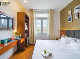 Hotel Nature Garden Da Lat, hotel v destinaci Da Lat