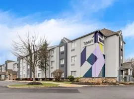 Spark by Hilton Sterling Dulles Airport
