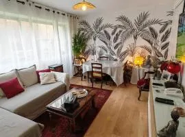 T2 meublé 1 er étage dans un quartier calme à PARIS 17