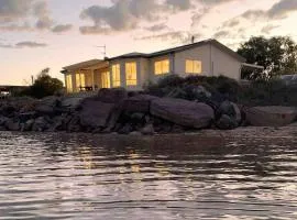 Mariners Retreat