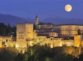 Encantador Apartamento cerca de Sierra Nevada y la Alhambra