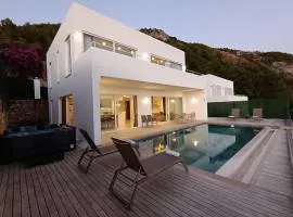 Charming Villa with a Pool