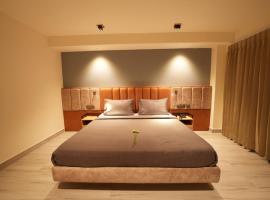 AURA Crimson Vistas，位于科代卡纳尔的酒店