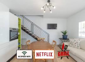 Verdi Luxury Cottage 1, hotel en Emerald Hill