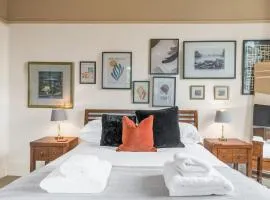 1869 - Room Only Boutique Townhouse
