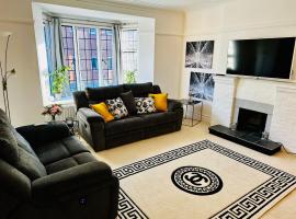 GerrardsCross - Stay4 - Parking - PetsOK - Wembley, kh&aacute;ch sạn th&acirc;n thiện với th&uacute; nu&ocirc;i ở Gerrards Cross