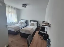 Apartments Seibel Doppel-Zweibettzimmer mit Bad