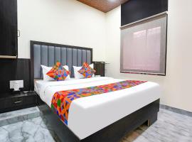 Via Gulshan Grand - Nr Gateway of India โรงแรมที่Colabaในมุมไบ