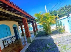 Casa Grande de 03 quartos em Jauá