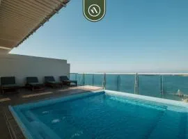 Oceanview 3 BR Penthouse with Private Terrace - BBQ