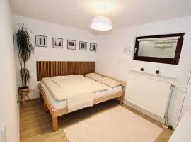 Gemütliches Schwarzwald-Apartment im ruhigen Untergeschoss eines Hauses