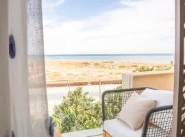 Mangroovy Seafront condo - Great Kite Surfing、ハルガダのコンドミニアム