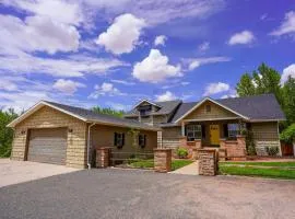 Kanab Family Home with Red Rock Views & Private Backyard