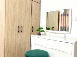 Hope guests home