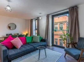 Top Floor City Stay Beatles Bars & Nightlife