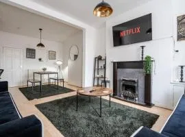 LFC Stay 1 Min to Stadium WM Pet Friendly