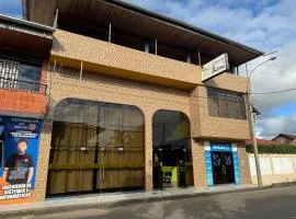 HOSTAL AKEMI