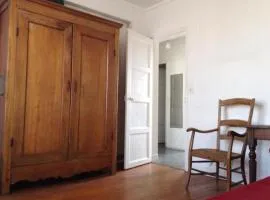 Chambre chez l'habitant dans T4 hyper proche de la gare SNCF et à 300m de la gare routière