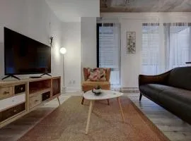 Beautiful loft in Montreal Old Port