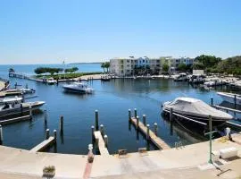 131 Mariners Club