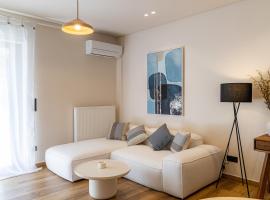 Mandarin One Bedroom Apartment Varkiza, hotel in Vari