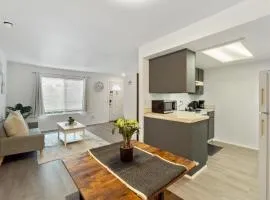 Central Bellevue Retreat Private Rooms
