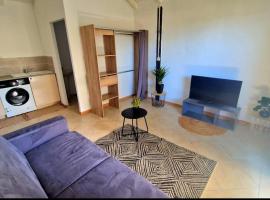 Bungalow jacuzzi privatif, hotel v destinaci Basse-Terre